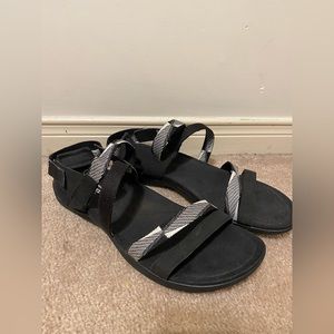 Mendi Merrell Sandals